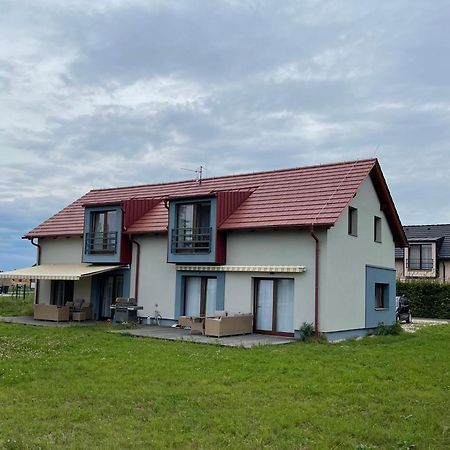 Lake View Apartments Near Golf Resort Kuneticka Hora, Dritec Pardubice Cameră foto