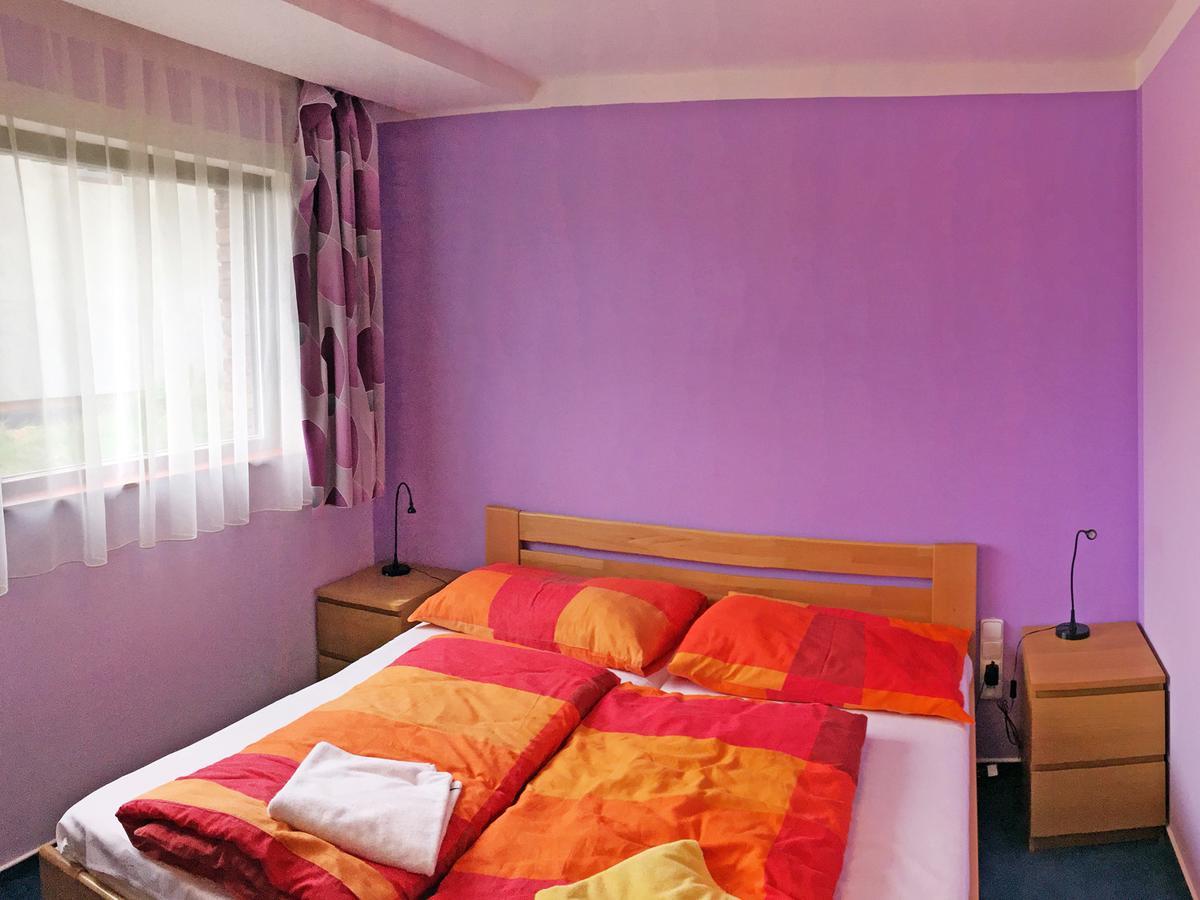 Lake View Apartments Near Golf Resort Kuneticka Hora, Dritec Pardubice Exterior foto